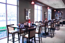  - Holiday Inn Express & Suites Davenport - I-74, Exit 2