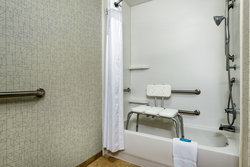  - Holiday Inn Express & Suites Grenada