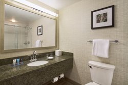  - Crowne Plaza Hotel Lake Oswego - I-5, Exit 292