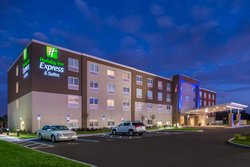  - Holiday Inn Express & Suites West Melbourne - I-95, Exit 180