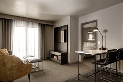  - Archer Hotel Florham Park