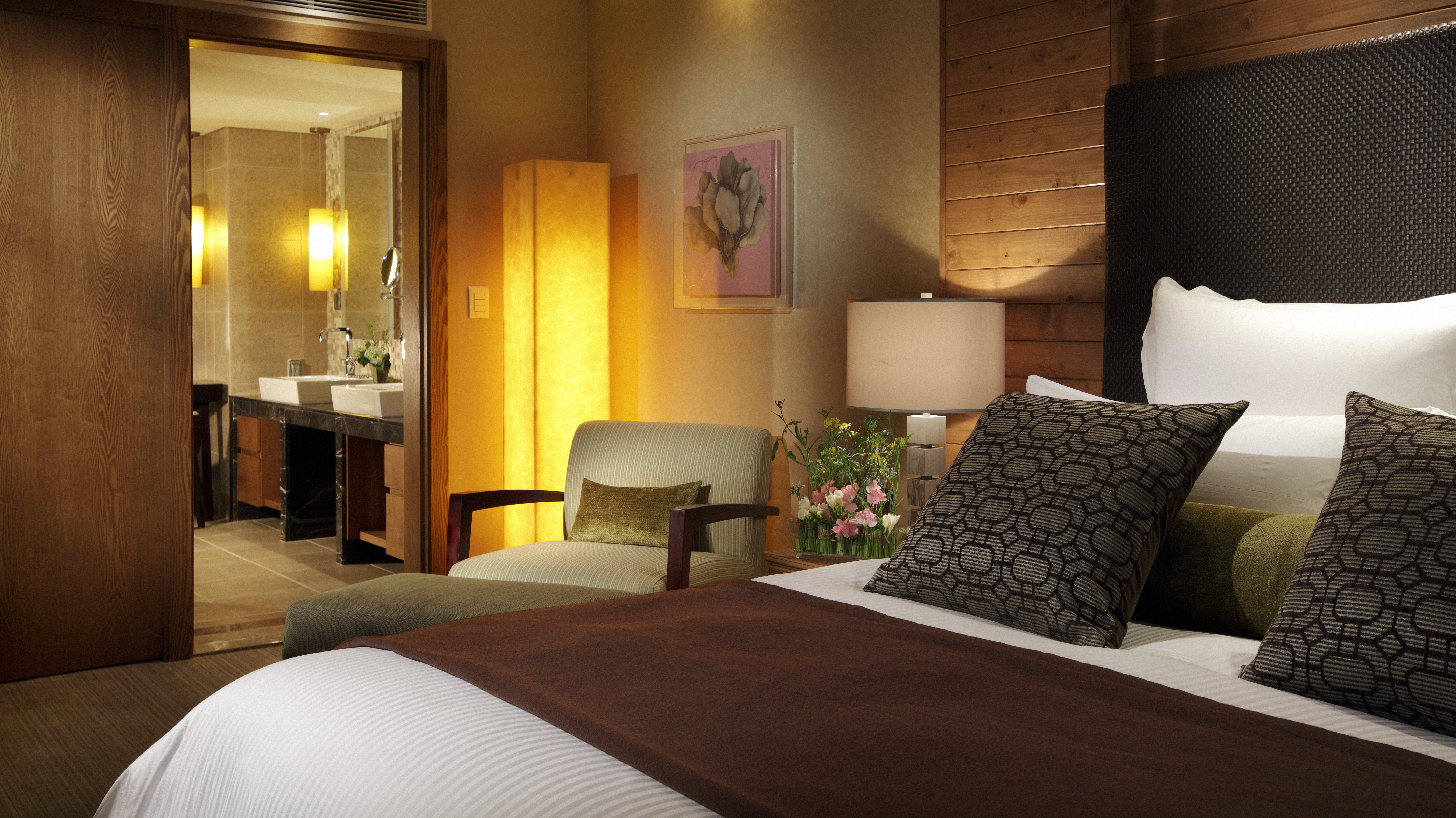 INTERCONTINENTAL ALPENSIA PYEO BY I-guestroom-Suite.jpg