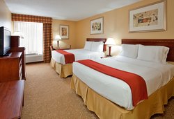  - Holiday Inn Express & Suites Fenton