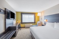  - Holiday Inn Express & Suites Hudson - I-495, Exit 67