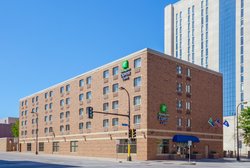  - Holiday Inn Express Convention Center Minneapolis - I-94, Exit 231B & 233A
