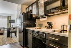  - Candlewood Suites Downtown Hartford - I-91, Exit 32