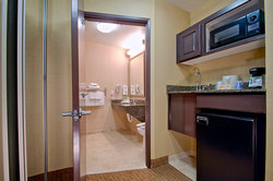  - Holiday Inn Express Costa Mesa