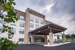  - Holiday Inn Express & Suites Lake Katrine