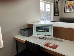  - Holiday Inn Express & Suites Hamilton - I-74, Exit 1