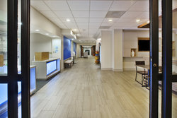  - Holiday Inn Express & Suites Manchester - I-24, Exit 114