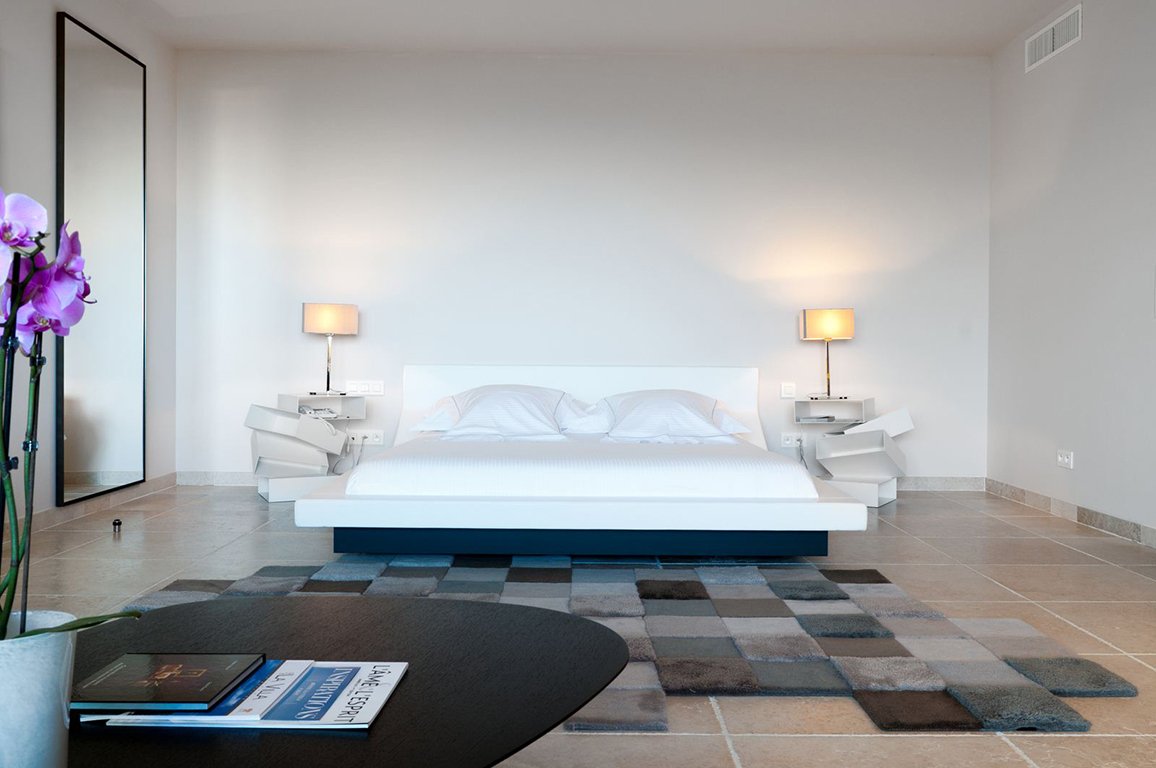 La Villa Calvi-guestroom-Guest Room.jpg