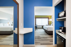  - Holiday Inn Express & Suites Prosser