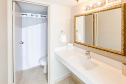  - Holiday Inn City Centre Sioux Falls