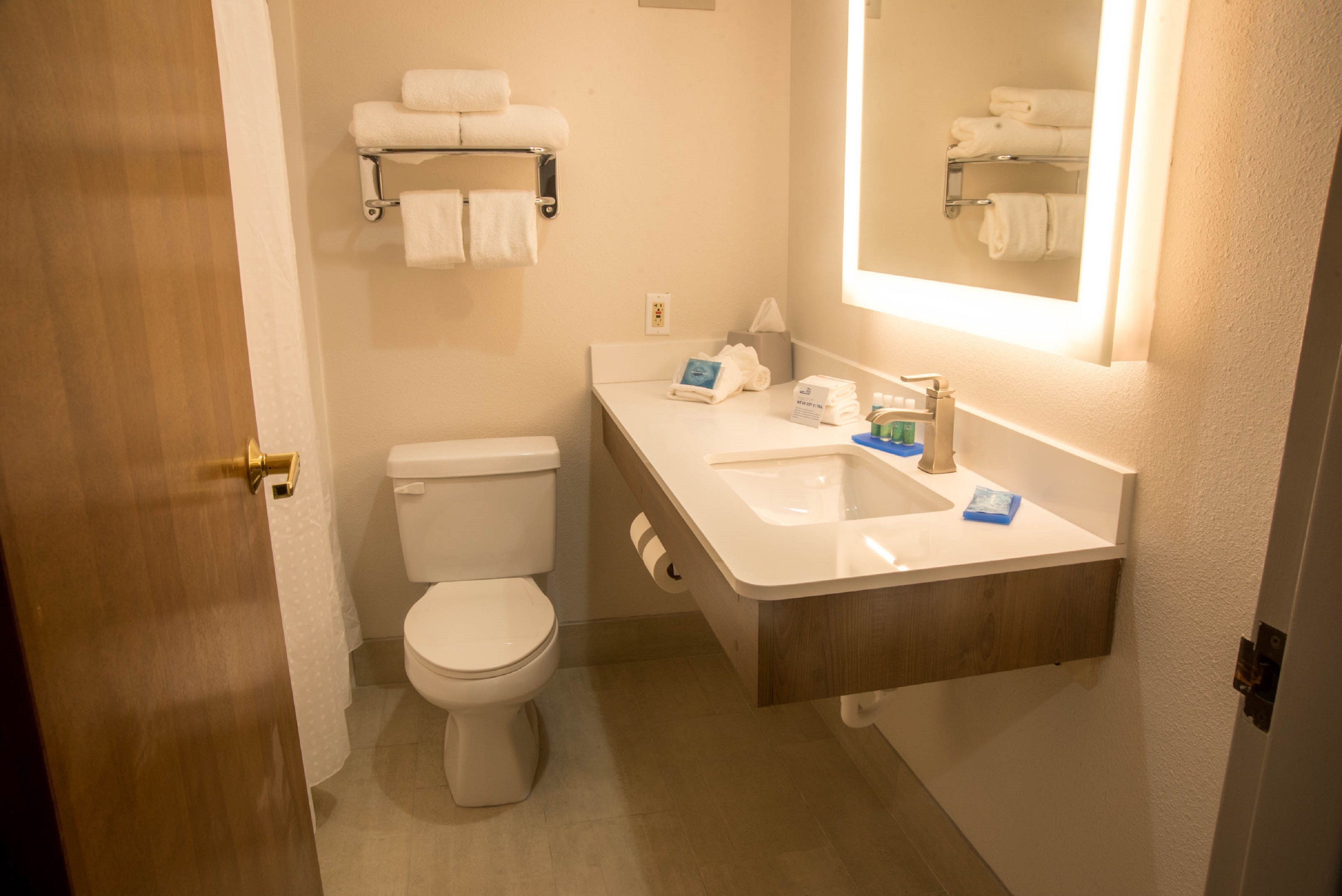 Our Refreshed & Renovated Guest Bathroom