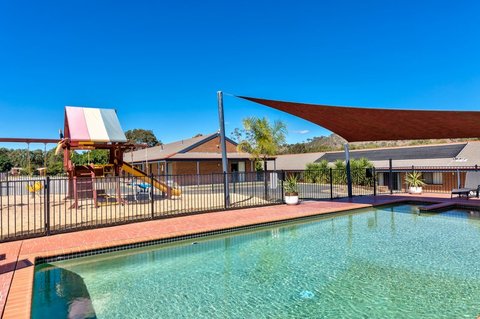 Back Pool