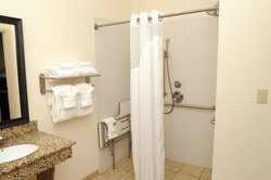  - Holiday Inn Express & Suites Cambridge - I-70, Exit 178