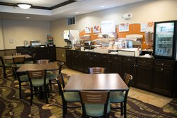  - Holiday Inn Express & Suites Northwood - I-35, Exit 214