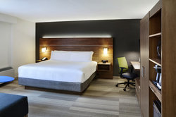  - Holiday Inn Express Downtown Toronto