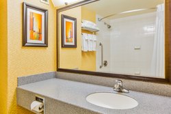  - Holiday Inn Waterfront Sydney