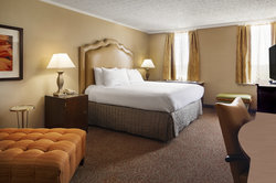  - Crowne Plaza Hotel Airport Louisville - I-65, Exit 131B
