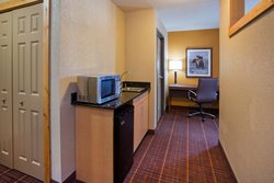  - Holiday Inn Express & Suites Baxter