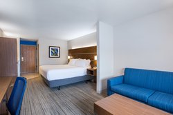  - Holiday Inn Express Wisconsin Dells