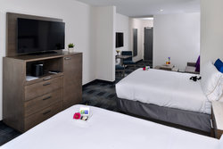  - Holiday Inn Express & Suites Mission Valley San Diego - I-8, Exits 4A & 4B