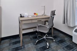  - Holiday Inn Express & Suites Mission Valley San Diego - I-8, Exits 4A & 4B