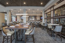  - Holiday Inn Express & Suites Downtown Cincinnati - I-71, Exit 1C & 2