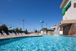  - Holiday Inn Express Wisconsin Dells
