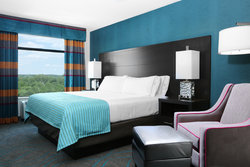  - Holiday Inn Express & Suites Quad City Moline - I-74 & I-280, Exit 5 & 18