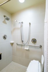  - Holiday Inn Express Frazer