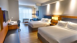  - Holiday Inn Express & Suites Vaudreuil