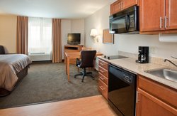  - Candlewood Suites Northeast Kansas City