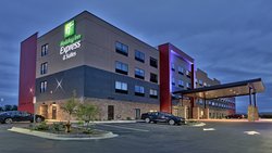  - Holiday Inn Express & Suites Broomfield
