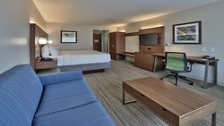 - Holiday Inn Express & Suites Broomfield