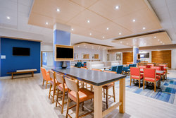  - Holiday Inn Express & Suites Fort Washington