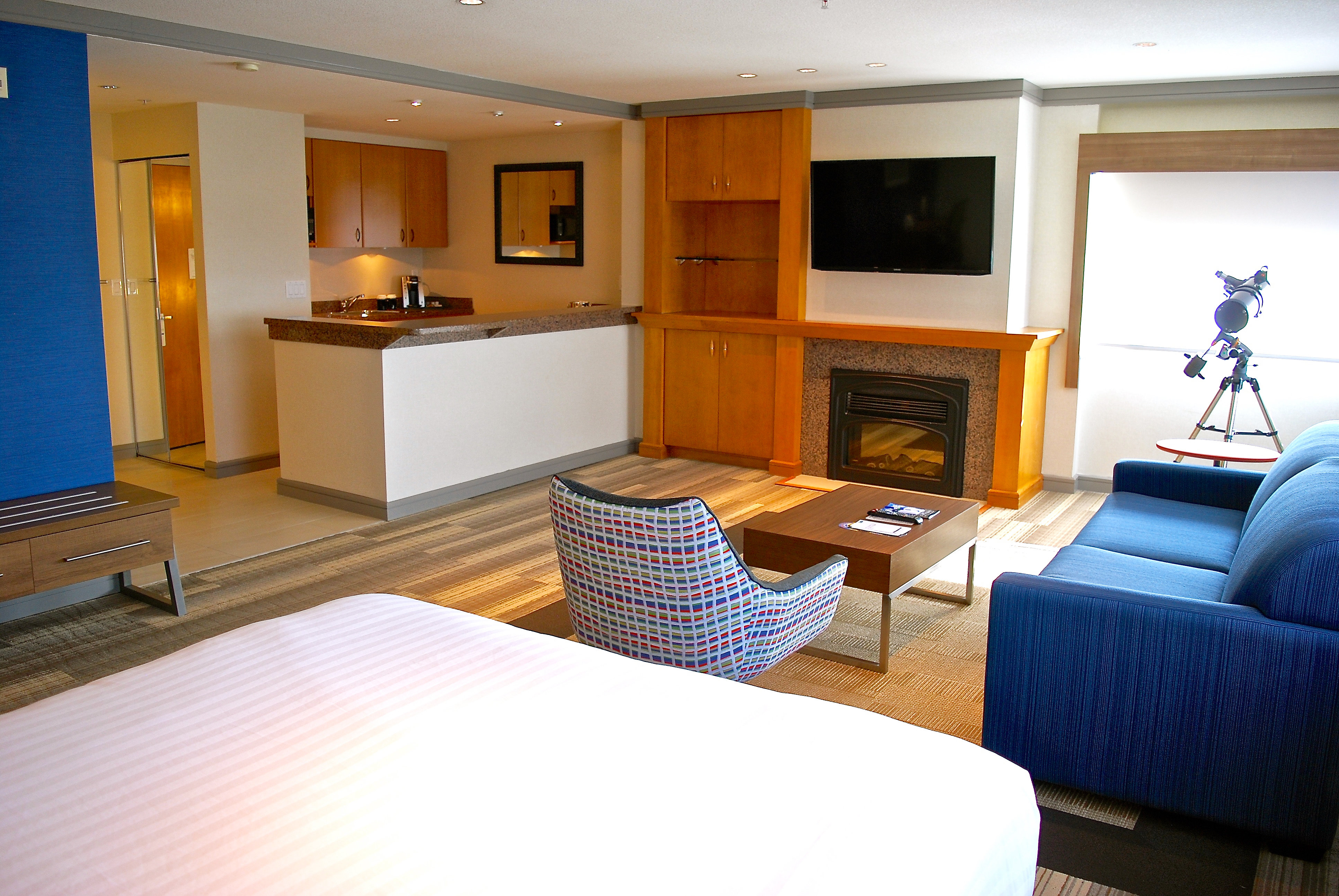 Treat yourself to a rewarding stay in our Malaspina Suite.