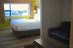  - Holiday Inn Express Airport Vancouver