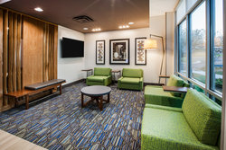  - Holiday Inn Express & Suites Woodstock