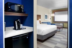  - Holiday Inn Express & Suites Cypress