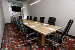  - Holiday Inn & Suites Airport Sioux Falls