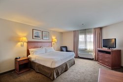  - Candlewood Suites Oak Creek - I-41 & I-94, Exit 319