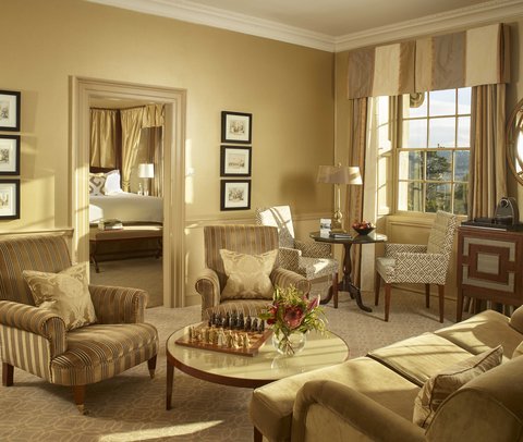 THE ROYAL CRESCENT HOTEL & SPA - Photo 9