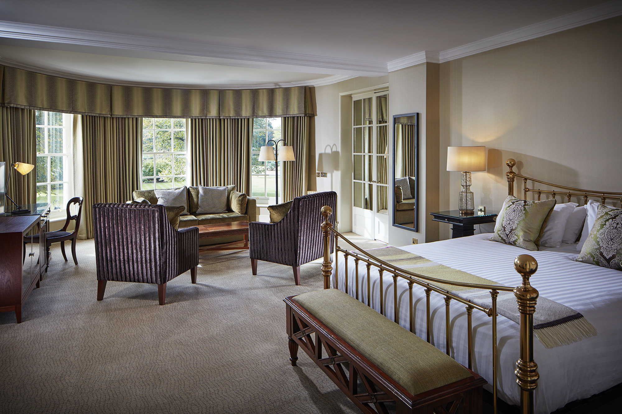 Royal Berkshire Hotel-guestroom-Charming Suite.jpg