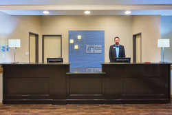  - Holiday Inn Express & Suites Alvarado - I-35, Exit 26A
