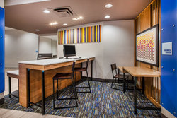  - Holiday Inn Express & Suites Murray