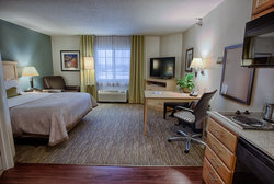  - Candlewood Suites University Area Fargo