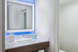  - Holiday Inn Express & Suites Universal Orlando - I-4, Exit 75B