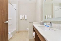  - Holiday Inn Express & Suites Chadron